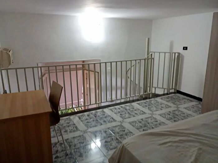 Appartamento bilocale in affitto in Via Bartolomeo Chioccarelli, Napoli