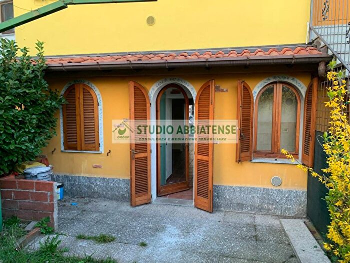 Appartamento bilocale in affitto in Via Preti, Centro, Castelletto Sopra Ticino