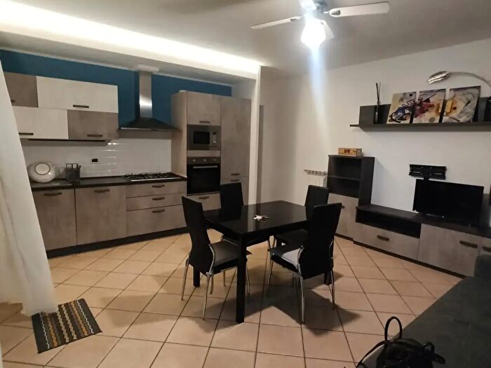 Appartamento trilocale in vendita in Lucca