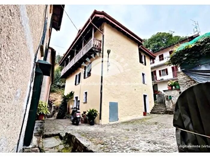 Appartamento quadrilocale in vendita in Casali Socragno, Cannobio
