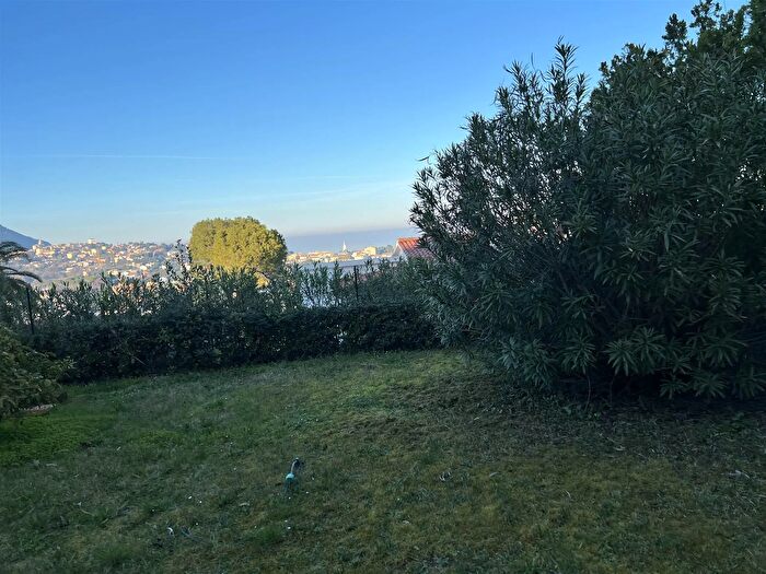 Casa trilocale in affitto in Numana