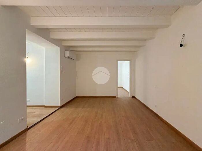 Appartamento trilocale in vendita in Via Trento, Toscolano Maderno