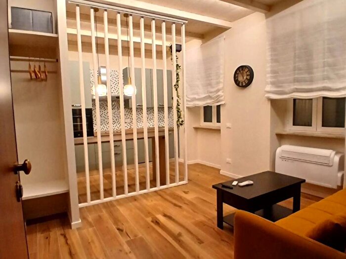 Appartamento bilocale in affitto in Via Andrea Velletrano, Centro Storico, Velletri