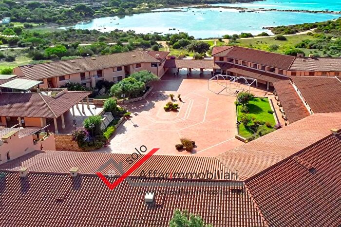 Appartamento trilocale in vendita in San Teodoro