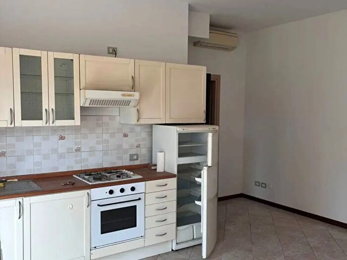 Appartamento trilocale in vendita in Via Pilastrello, Inzago