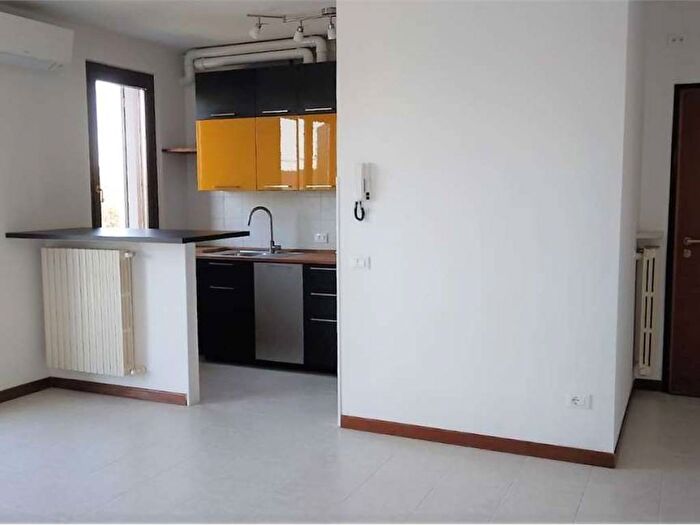Appartamento trilocale in affitto in Sant'antonio, Porto Mantovano