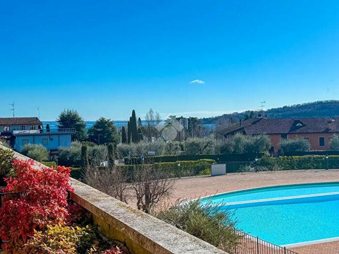 Appartamento bilocale in vendita in Via Ri Fiochel, Padenghe Sul Garda