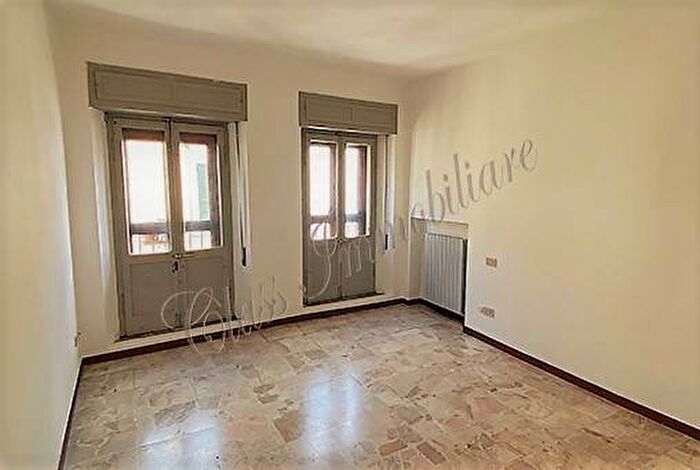 Appartamento quadrilocale in affitto in Via Orefici, Centro, Mantova