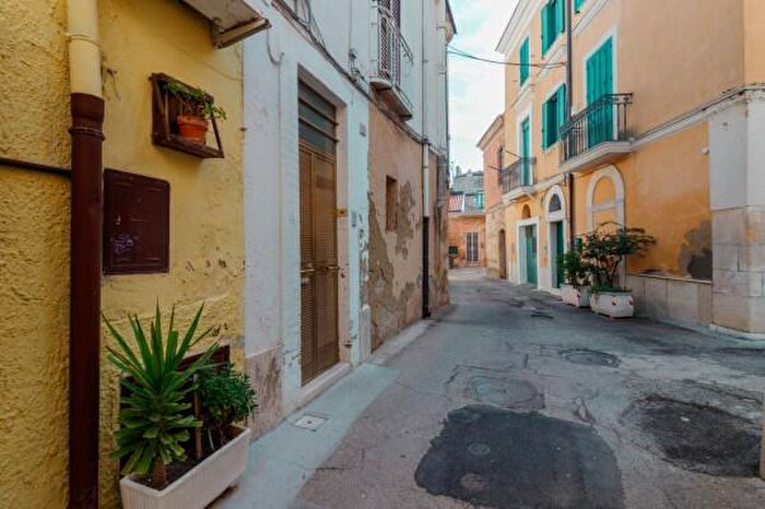 Appartamento trilocale in vendita in Vico G Carafa, Lucera