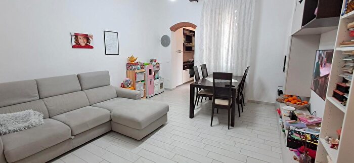 Appartamento trilocale in vendita in Cecina