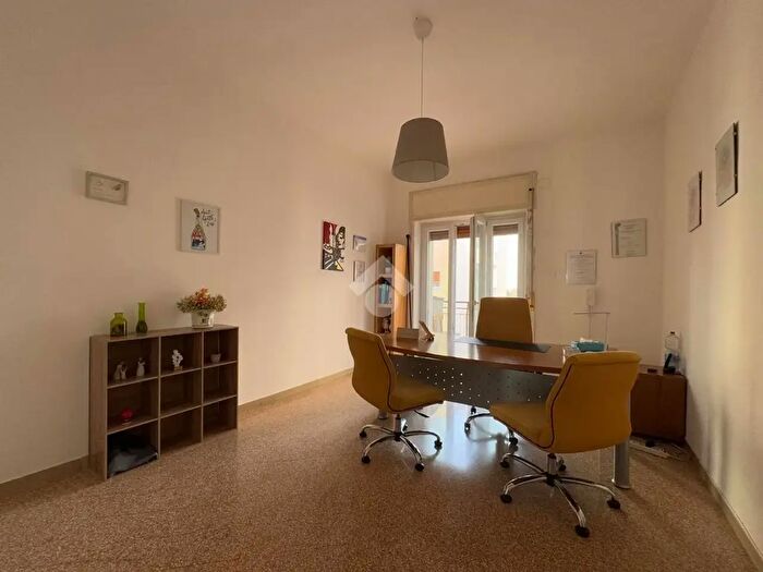 Appartamento con 5 locali in affitto in Via della Libertà, Portici