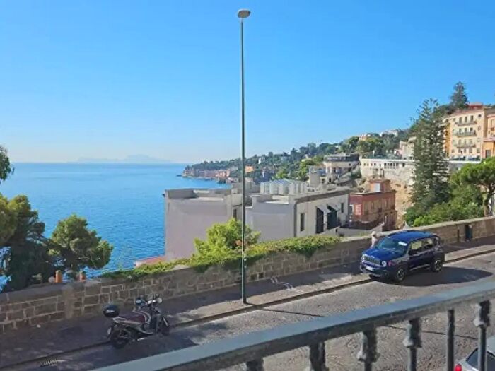Appartamento bilocale in affitto in Via Posillipo, Napoli