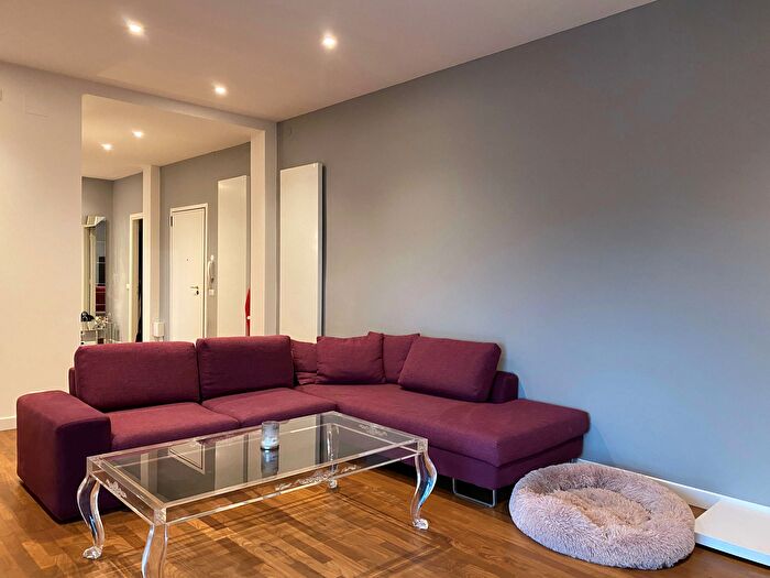 Appartamento quadrilocale in vendita in Via Vignolese, Modena