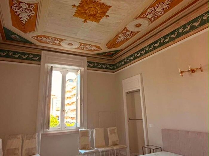 Appartamento trilocale in affitto in Via Nuovo Poggioreale, Centro, Crotone