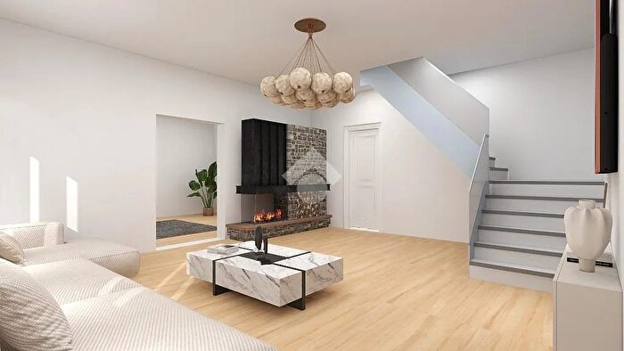 Casa con 6 locali in vendita in Via Fossetta, Ferrara