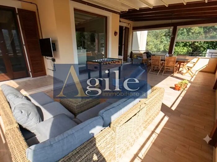 Appartamento con 6 locali in vendita in Via Faiano, Ascoli Piceno