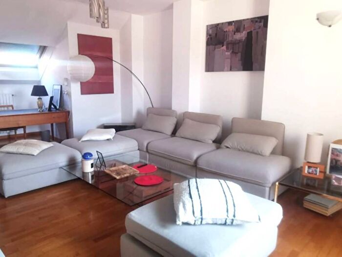 Appartamento quadrilocale in affitto in Vicolo Giuseppe Bosia, Stazione, Asti