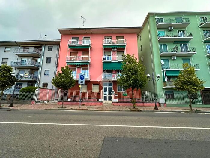 Appartamento quadrilocale in vendita in Via C Colombo, Santhia