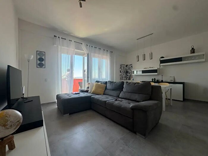 Appartamento quadrilocale in vendita in Via Dante Alighieri Snc, Portoscuso