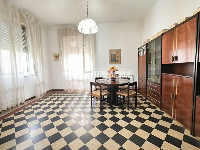 Appartamento quadrilocale in vendita in Via Francesco Guarnerio, Trezzo SullAdda