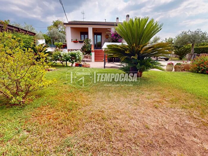 Casa con 6 locali in vendita in Sassari