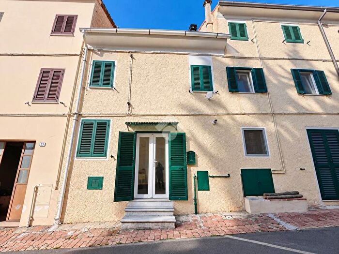 Appartamento trilocale in vendita in Via Bruno Buozzi, Tremoleto, Crespina e Lorenzana