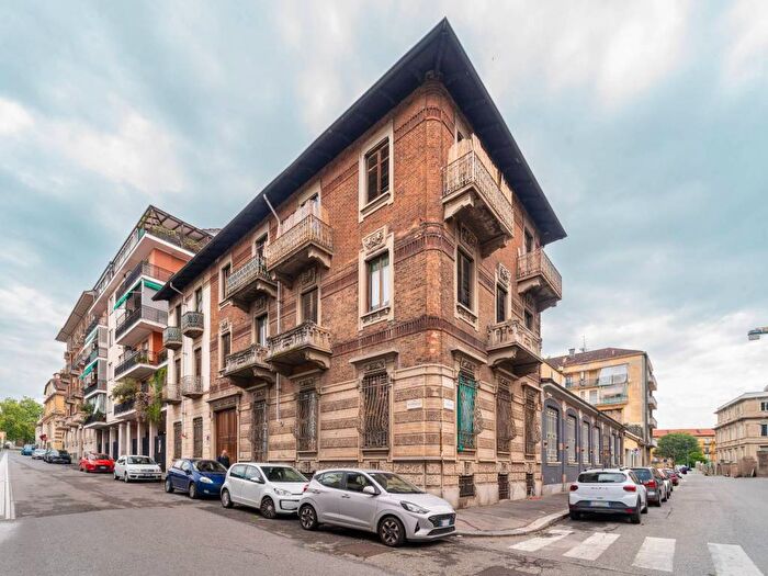 Appartamento bilocale in affitto in Via Piossasco, Aurora, Torino