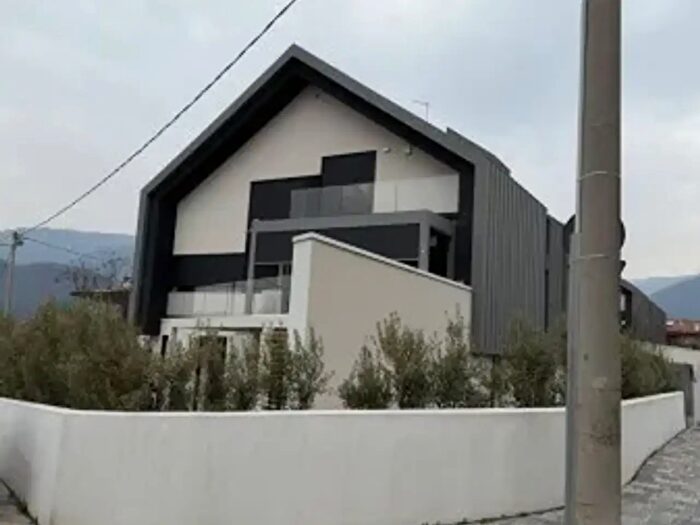 Appartamento trilocale in vendita in Via San Tarcisio, Bassano Del Grappa