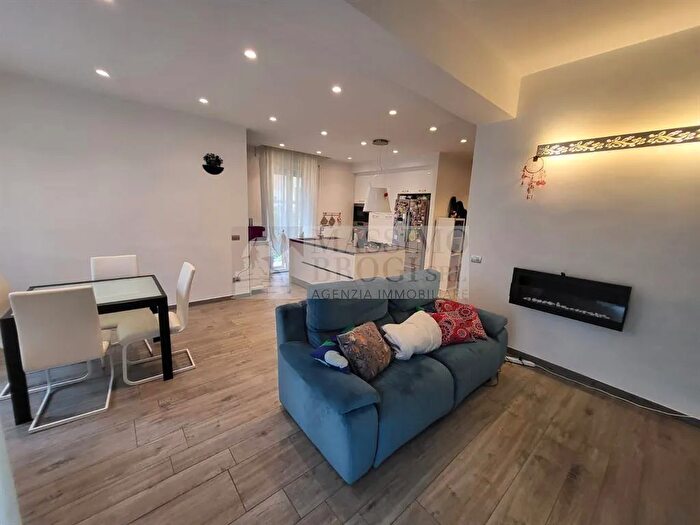 Appartamento quadrilocale in vendita in Siena