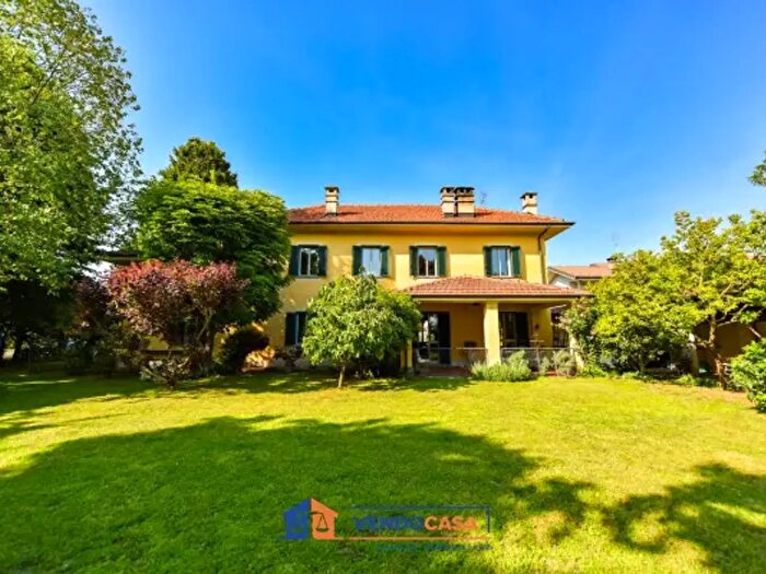 Casa con 6 locali in vendita in Piobesi Torinese