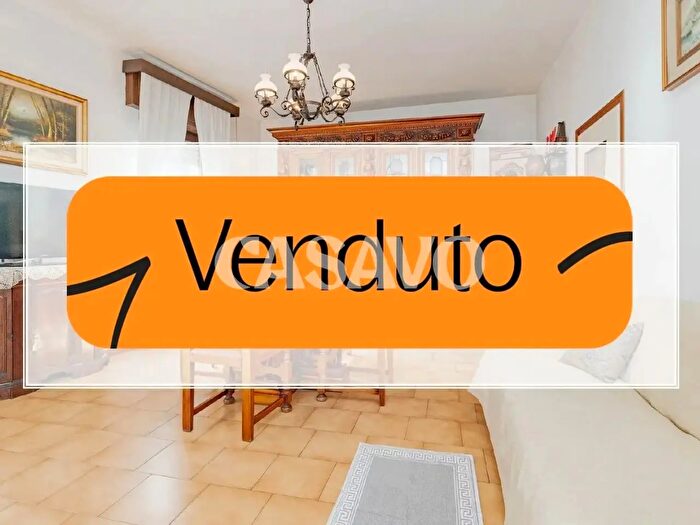 Casa quadrilocale in vendita in Via Ronco Praderigo, Olginate