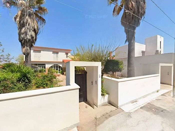 Casa con 5 locali in affitto in Lungomare Fata Morgana, Tonnarella, Mazara del Vallo