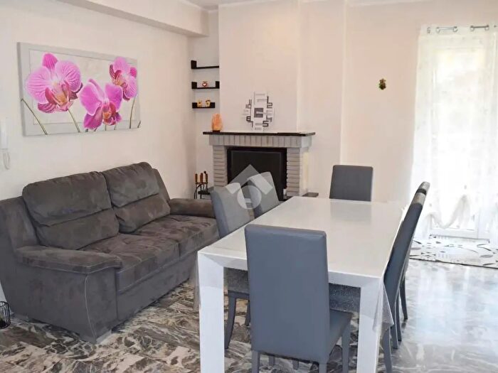 Appartamento trilocale in vendita in Via Antonio Russo, Tagliacozzo