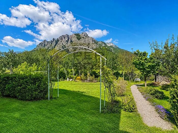 Casa con 5 locali in vendita in Località Frisanchi, Altopiano della Vigolana