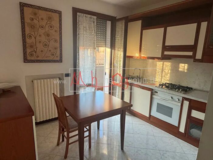 Appartamento quadrilocale in affitto in Via Carso, Saonara