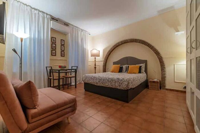 Appartamento bilocale in affitto in Vicolo dei Soldati, Piazza Navona, Roma