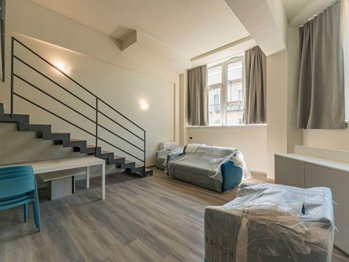 Appartamento trilocale in affitto in Via Oreste Salomone, Viale Ungheria Mecenate, Milano