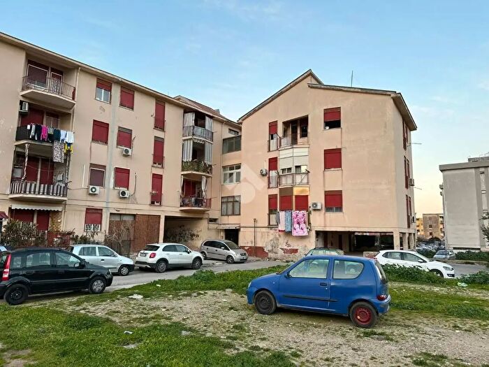 Appartamento quadrilocale in vendita in Via Contessa Entellina, Palermo