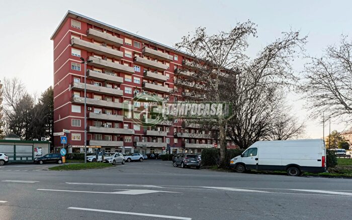 Appartamento trilocale in vendita in Via Cassanese, Segrate