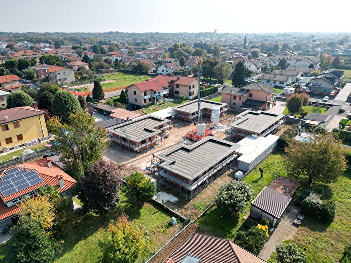 Case in Vendita e in Affitto - 2