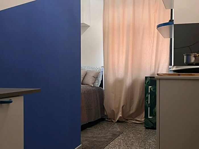 Appartamento monolocale in affitto in Via Cenisio, Milano