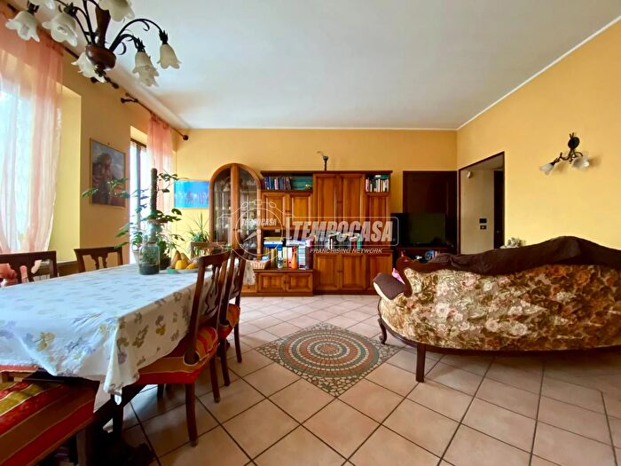 Appartamento quadrilocale in vendita in Via della Chiesa, Cirie