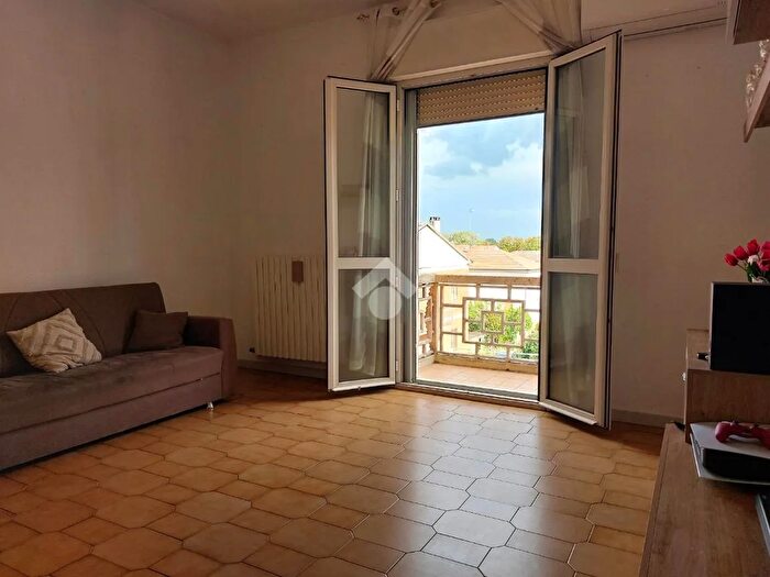 Appartamento trilocale in vendita in Via Venezia, Ferrara