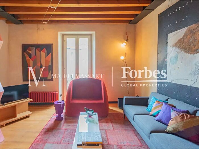 Appartamento trilocale in vendita in Via Cigalini, Como