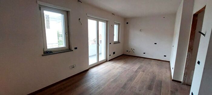 Appartamento trilocale in vendita in Corso Piave, Alba