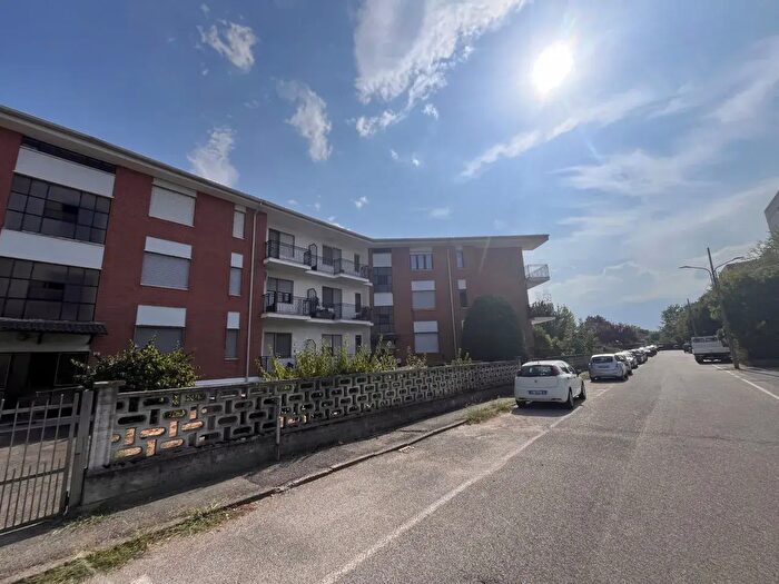 Appartamento trilocale in vendita in Via Uligini, Rivarolo Canavese