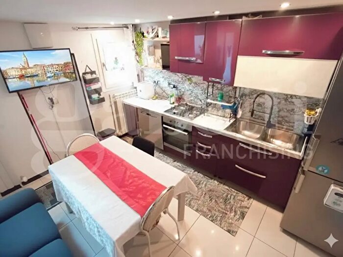 Casa quadrilocale in vendita in Chioggia Calle Manzoni, Chioggia