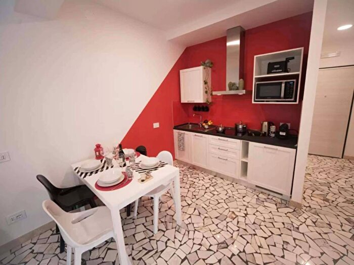 Appartamento bilocale in affitto in Via Battindarno, Saffi, Bologna