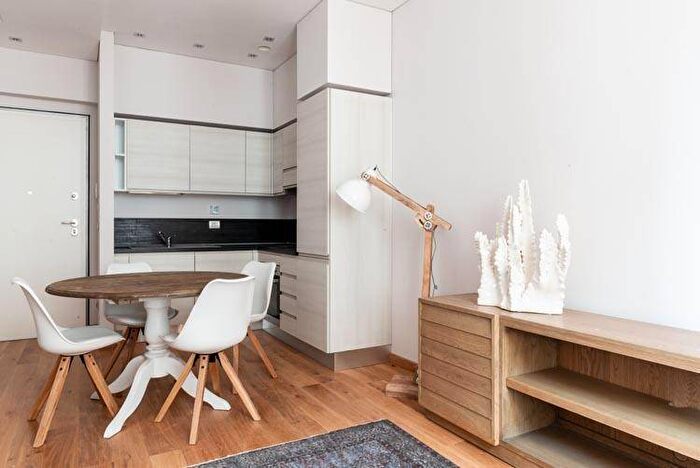 Appartamento bilocale in affitto in Via Conte Secondo Frola, Via Roma, Torino