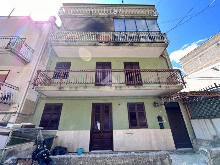 Appartamento quadrilocale in affitto in Via Torrente d'Inverno, Poggio Ridente, Palermo